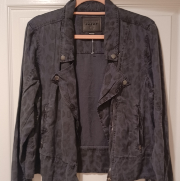 BLANKNYC LEOPARD MOTO JACKET SIZE LARGEFits true - Picture 10 of 14